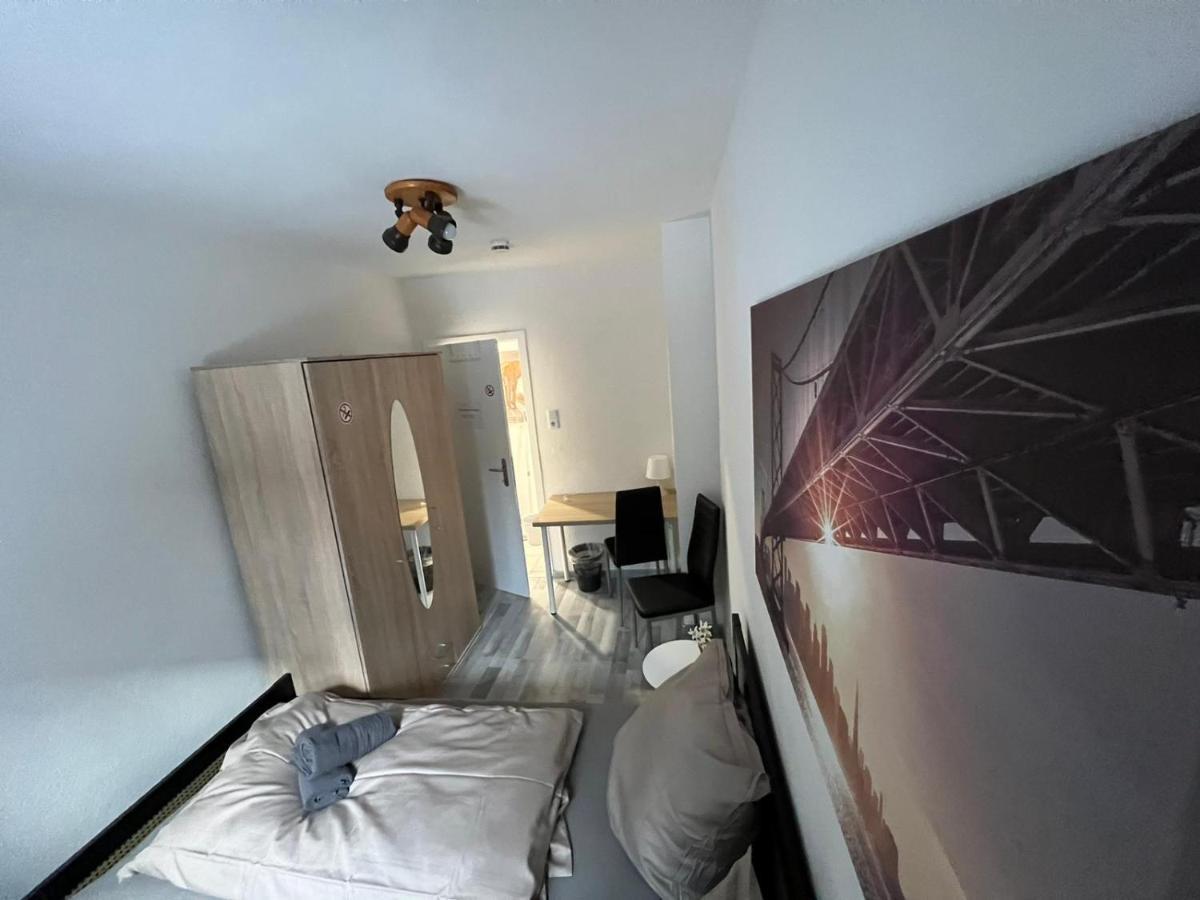 Schoenes Einfaches Zimmer In Oldenburg 109 Apartment Ngoại thất bức ảnh